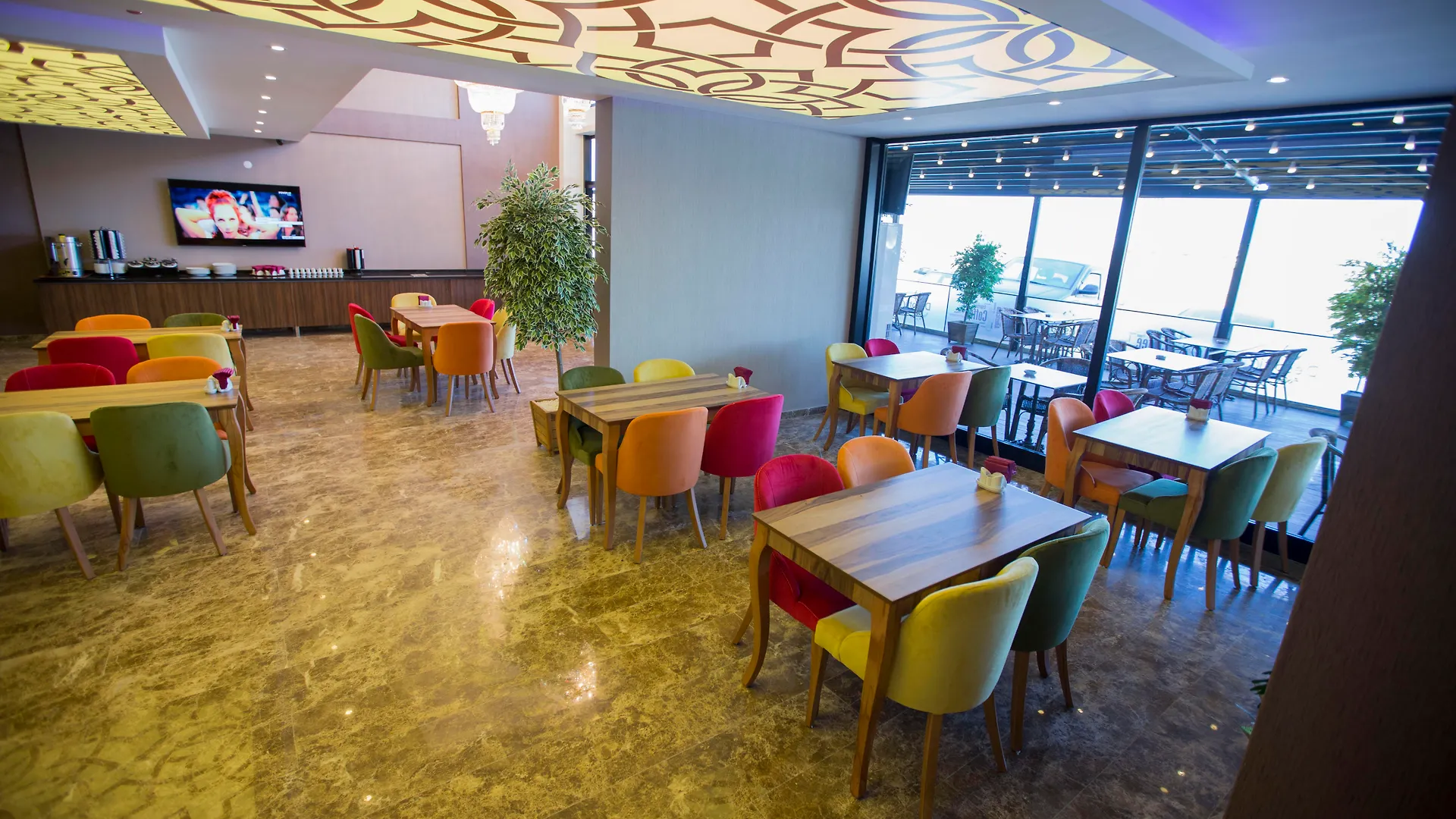 Royal Life Exclusive Otel Trabzon 4*,