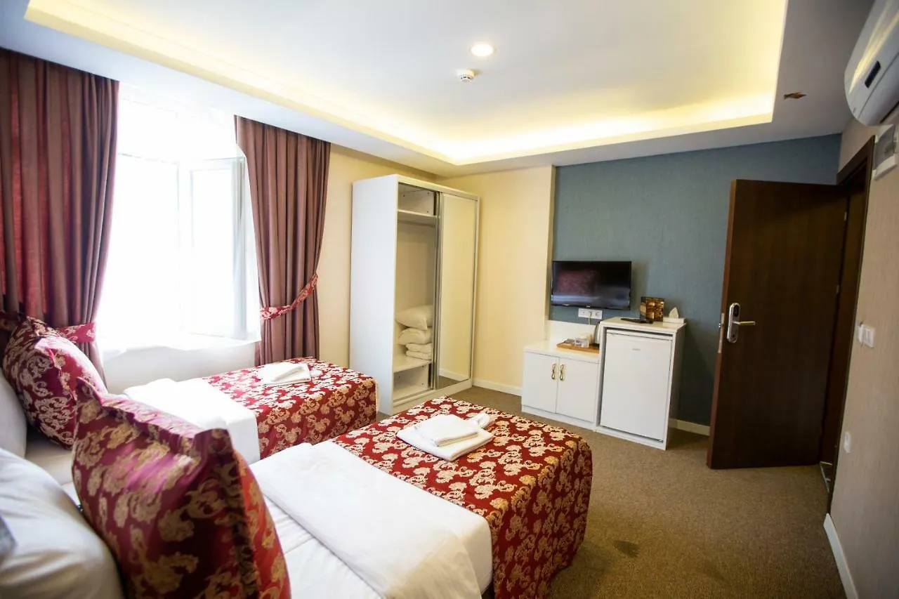 Royal Life Exclusive Otel Trabzon 4*,